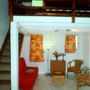 FKK-Urlaub Club Corsicana mit Tropica Korsika - C4 Wohnzimmer