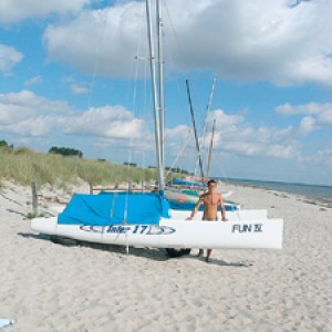 FKK-Urlaub Rosenfelder Strand Ostseeküste Deutschland - Katamaran