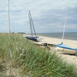 FKK Resort Rosenfelder Strand - Boote am Strand