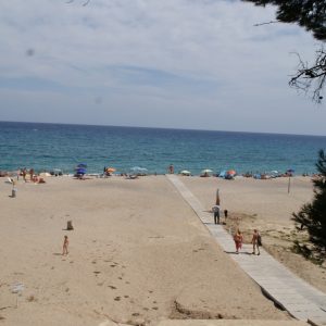 FKK-Urlaub El Templo del Sol Costa Daurada Spanien - behindertengerechter Weg zum Strand