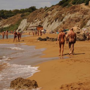 FKK-Urlaub Pizzo Greco Kalabrien Italien - Strandspaziergang