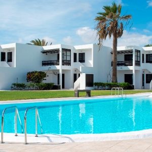 FKK-Urlaub mit Miramare Reisen - Castillo de Papagayo Lanzarote - FKK Pool