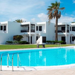 FKK-Urlaub mit Miramare Reisen - Castillo de Papagayo Lanzarote - FKK Pool