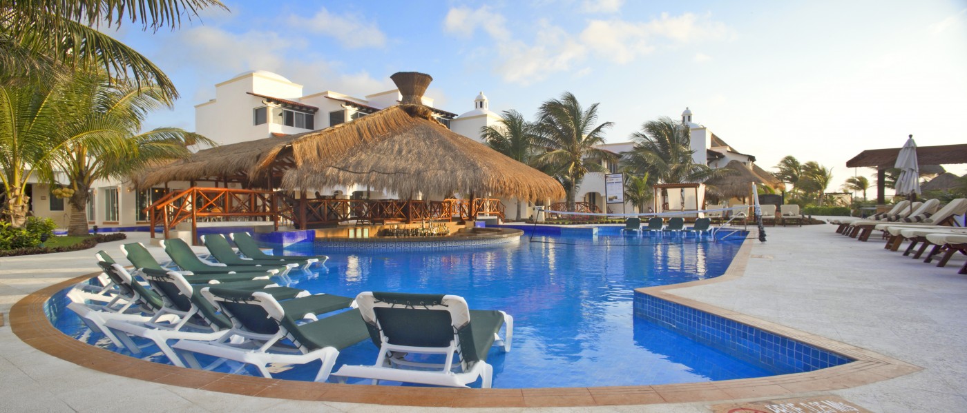 FKK-Urlaub Hidden Beach Resort Cancun Mexiko - Swim-up-Bar