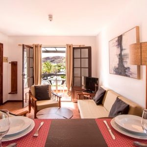 FKK-Urlaub mit Miramare Reisen - Castillo de Papagayo Lanzarote Wohnzimmer