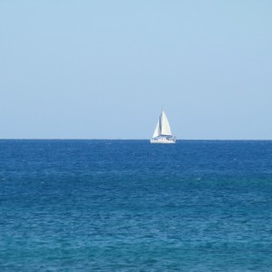 FKK-Urlaub Naturist Angel Club Hotel Rhodos Griechenland - Segeln vor der Küste