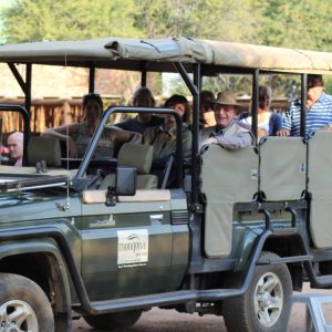 Miramare Reisen - FKK-Rundreisen Südafrika - Safari Jeep