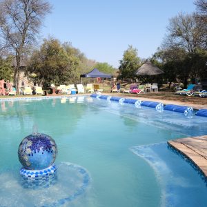 FKK-Urlaub mit MIRAMARE REISEN – Südafrika Rundreise mit FKK-Zwischenstopps Pool in SunEden