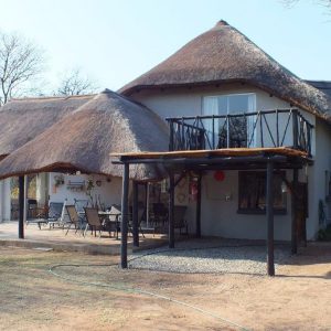 FKK Urlaub mit MIRAMARE REISEN - FKK-Rundreise Südafrika Sunset Manor SunEden
