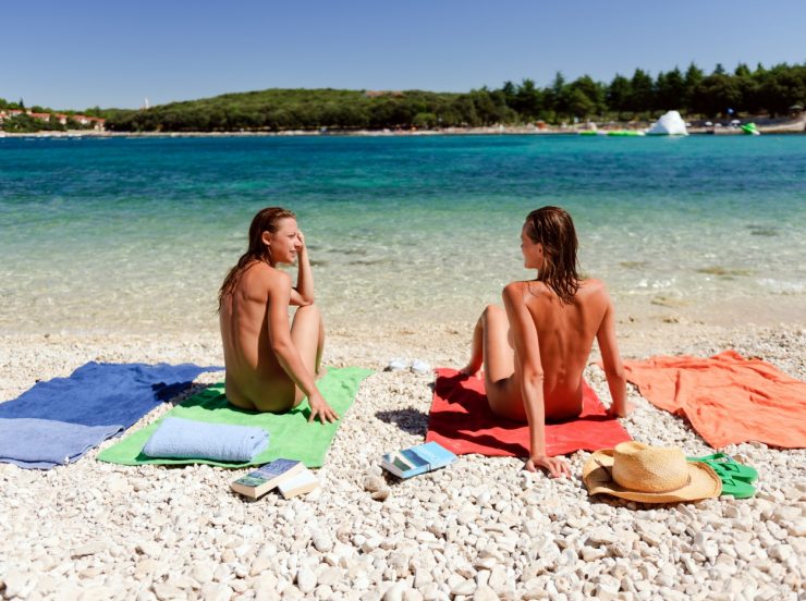 FKK-Urlaub Koversada Vrsar Kroatien - Am Strand