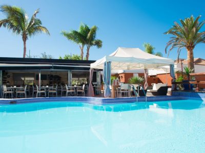 FKK-Urlaub Magnolias Natura Gran Canaria Kanarische Inseln - Blick auf Pool und Restaurant