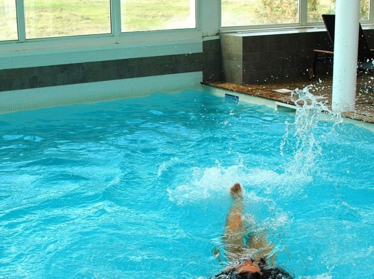 FKK Aparthotel Natureva SPA FKK Urlaub in Frankreich - Schwimmbad