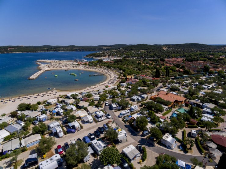 FKK-Urlaub Valalta Rovinj Kroatien - Blick auf die Sandbucht