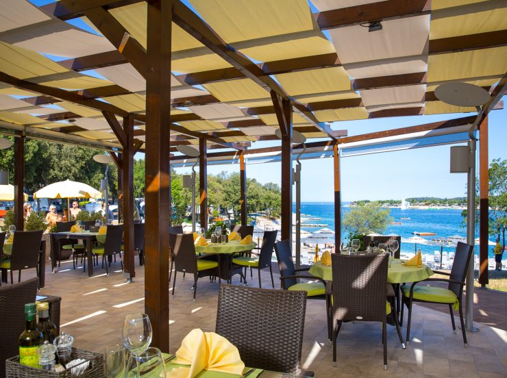 FKK-Urlaub Valalta Rovinj Kroatien - Terrasse Restaurant