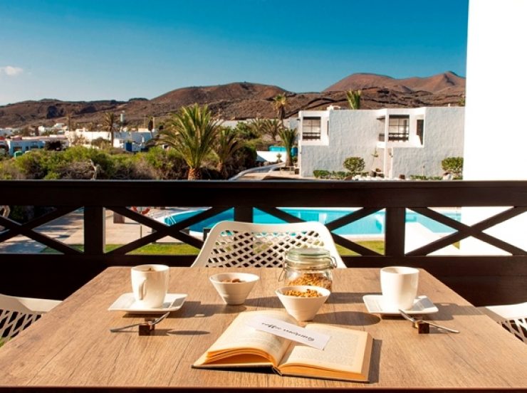 FKK-Urlaub mit Miramare Reisen - Castillo de Papagayo Lanzarote Balkon